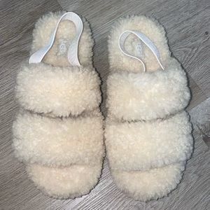 Women’s UGGs size 8m Oh Fluffita Color Natural